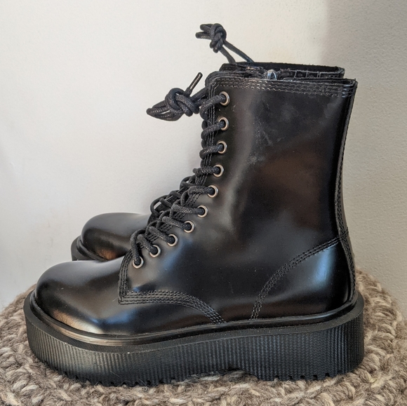 Jeffrey Campbell Sopas Lugged Platform Boot - Picture 3 of 10